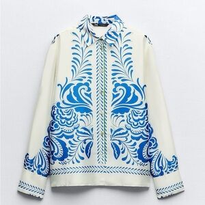 Zara White Shirt with Blue Accents size Large
